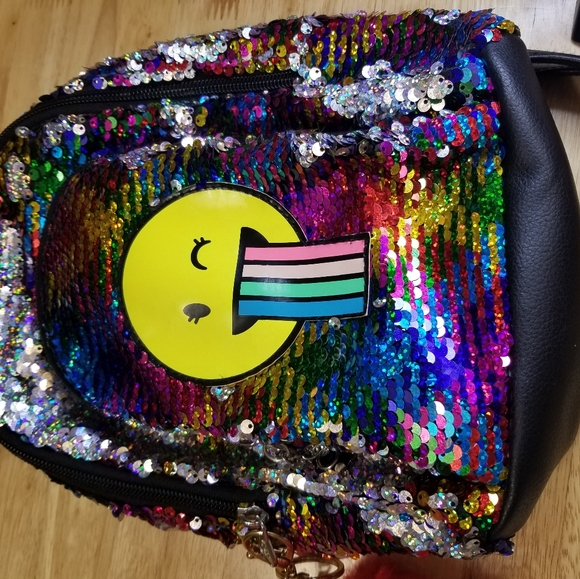 Justice backpack and keychain - Picture 3 of 8